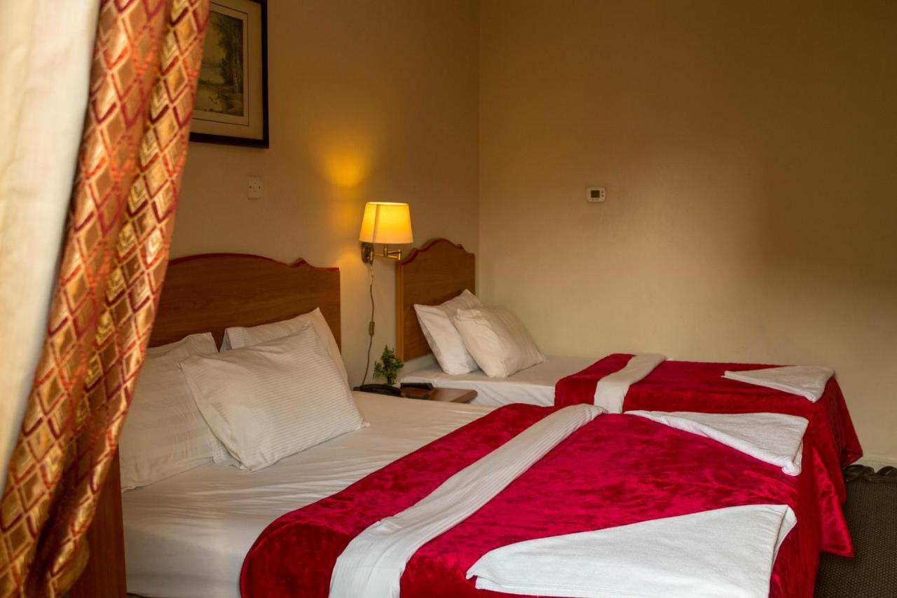 דובאי Sahar Hotel מראה חיצוני תמונה